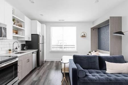 Cozysuites Studio Apartment In Urban Indy Indianapolis Bagian luar foto